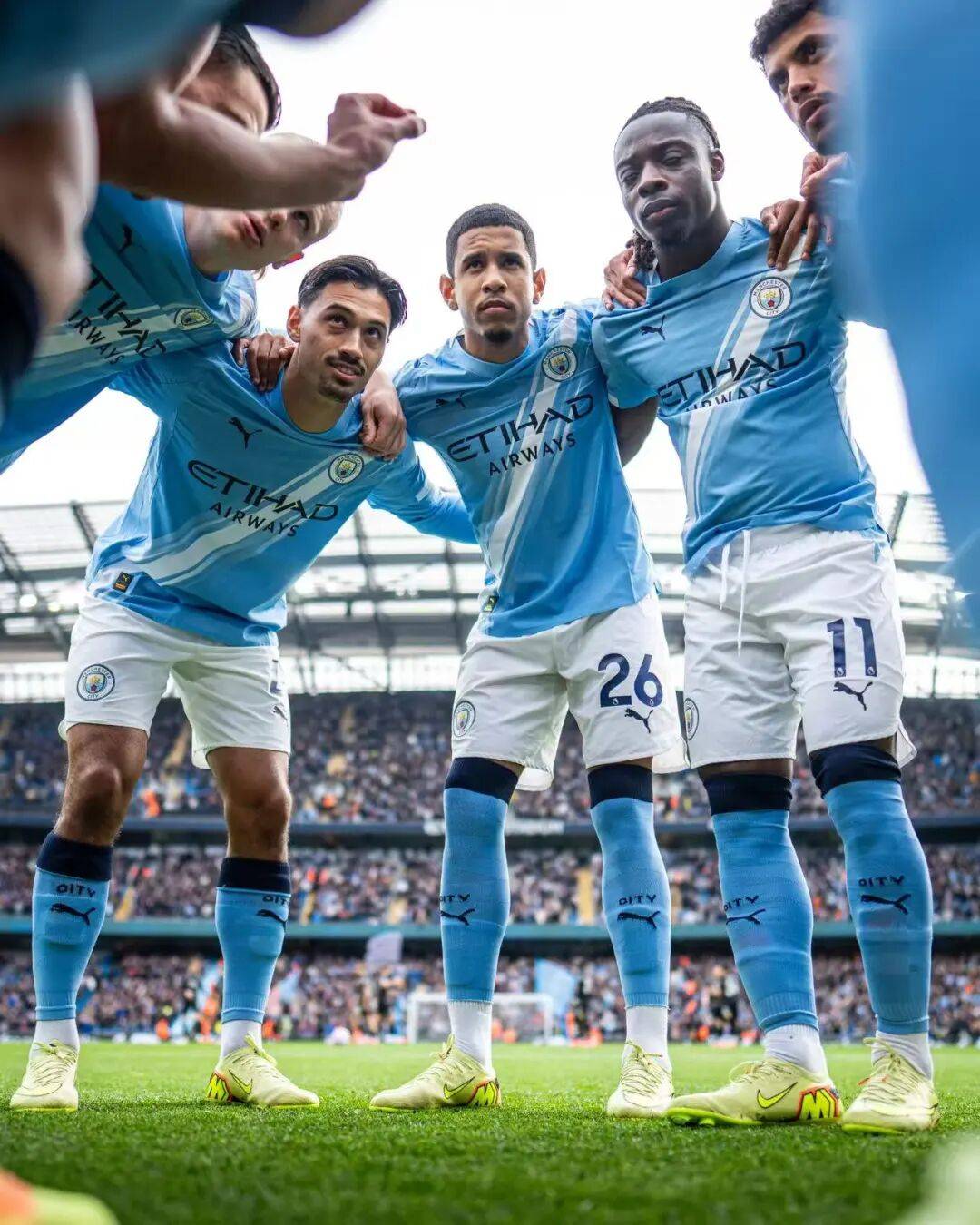 中超比赛亮点：上海申花绝杀广州队,（中超看点：上海申花压哨绝杀广州队）