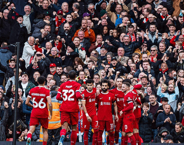 太阳报：贝克汉姆的大儿子布鲁克林在社媒上屏蔽了全家（英媒《太阳报》：贝克汉姆长子布鲁克林在社交平台拉黑全家）