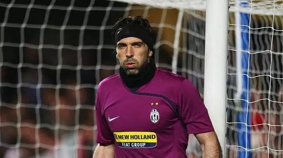 NBA：勇士主场狂胜灰熊 库里轰下45分