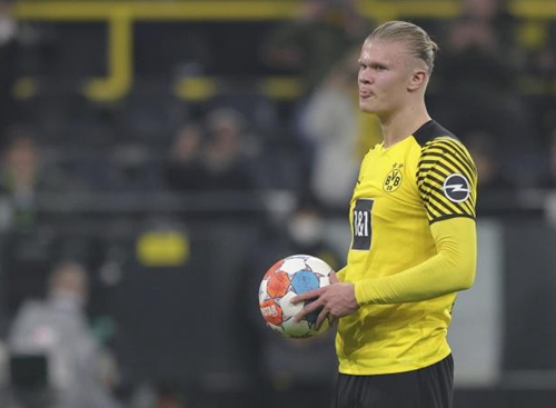 2025／26赛季英超：掌控了比赛却没能赢球！曼联1-1西汉姆联（2025／26赛季英超：曼联占尽优势仍未取三分，1-1战平西汉姆联）