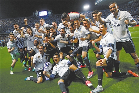 末节被弃用！周琦高效砍两双，杀伤力十足无奈罚球一般