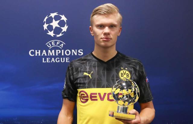 马德兴：中国足球受冷遇因成绩没突破，地方超火爆是大众怒其不争（马德兴：中国足球因成绩停滞遭冷落，地方热度背后是公众对其不争气的怒火）