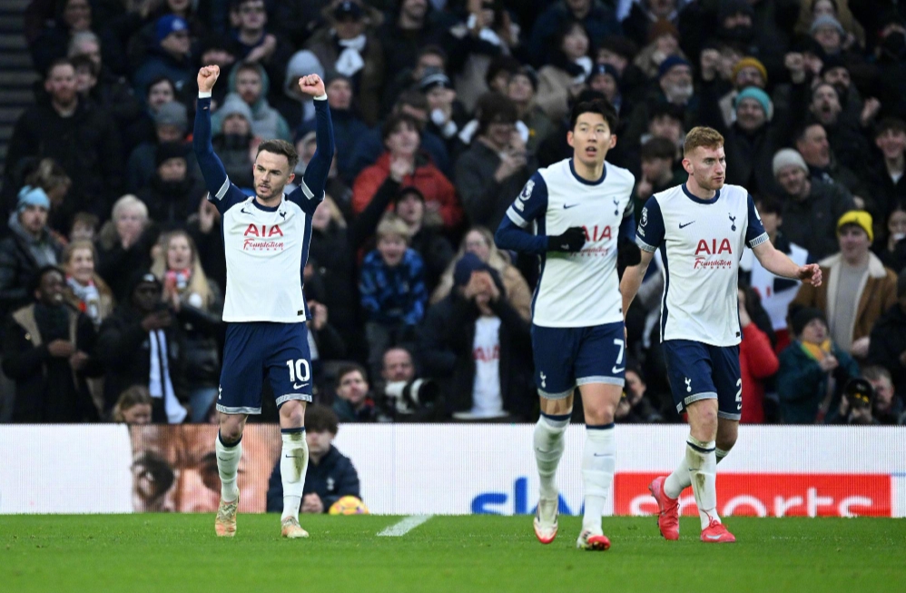 HWG！罗马诺：哥甲联赛20岁后卫阿里扎拉将加盟AC米兰