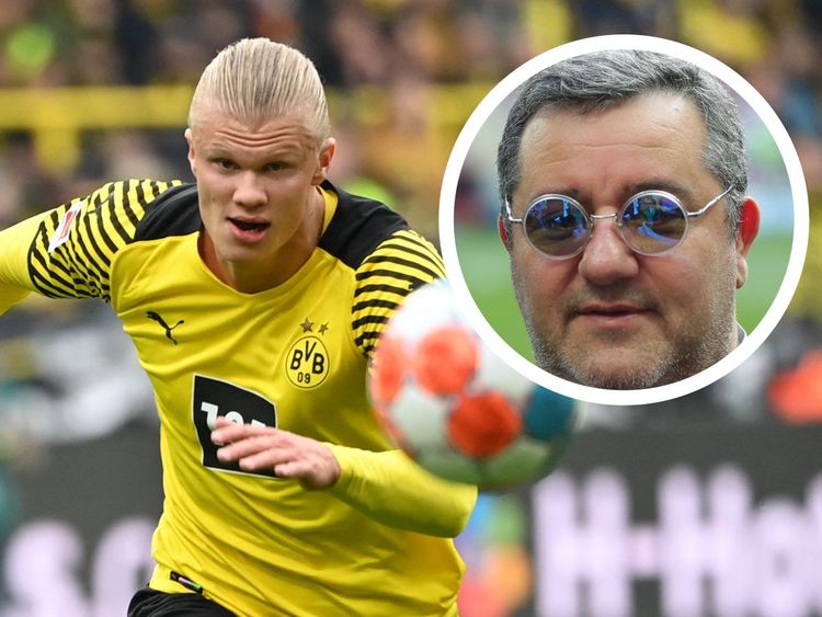 斯基拉：那不勒斯加速推进梅努租借谈判，曼联尚未决定其未来（斯基拉：那不勒斯加快推进梅努租借，曼联对其去留仍未定）