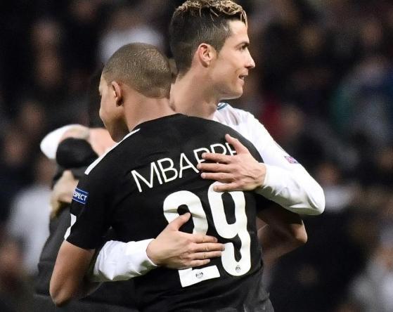 拜仁vs圣保利首发：凯恩领衔！迪亚斯、金玟哉、欧文在列