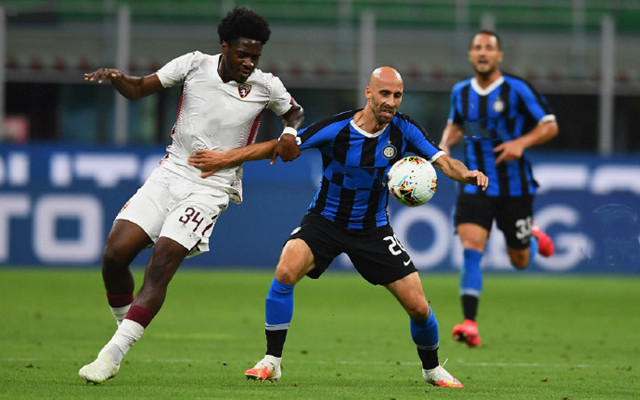 大二男生休学当残特奥会领跑员残特奥会田径女选手哪吒头亮相夺银