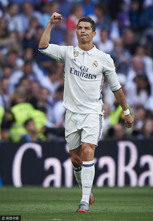 詹姆斯：上半场纽卡表现的更好，能进球帮助球队感觉太棒了（詹姆斯：纽卡上半场更占优，为球队破门的感觉太棒了）