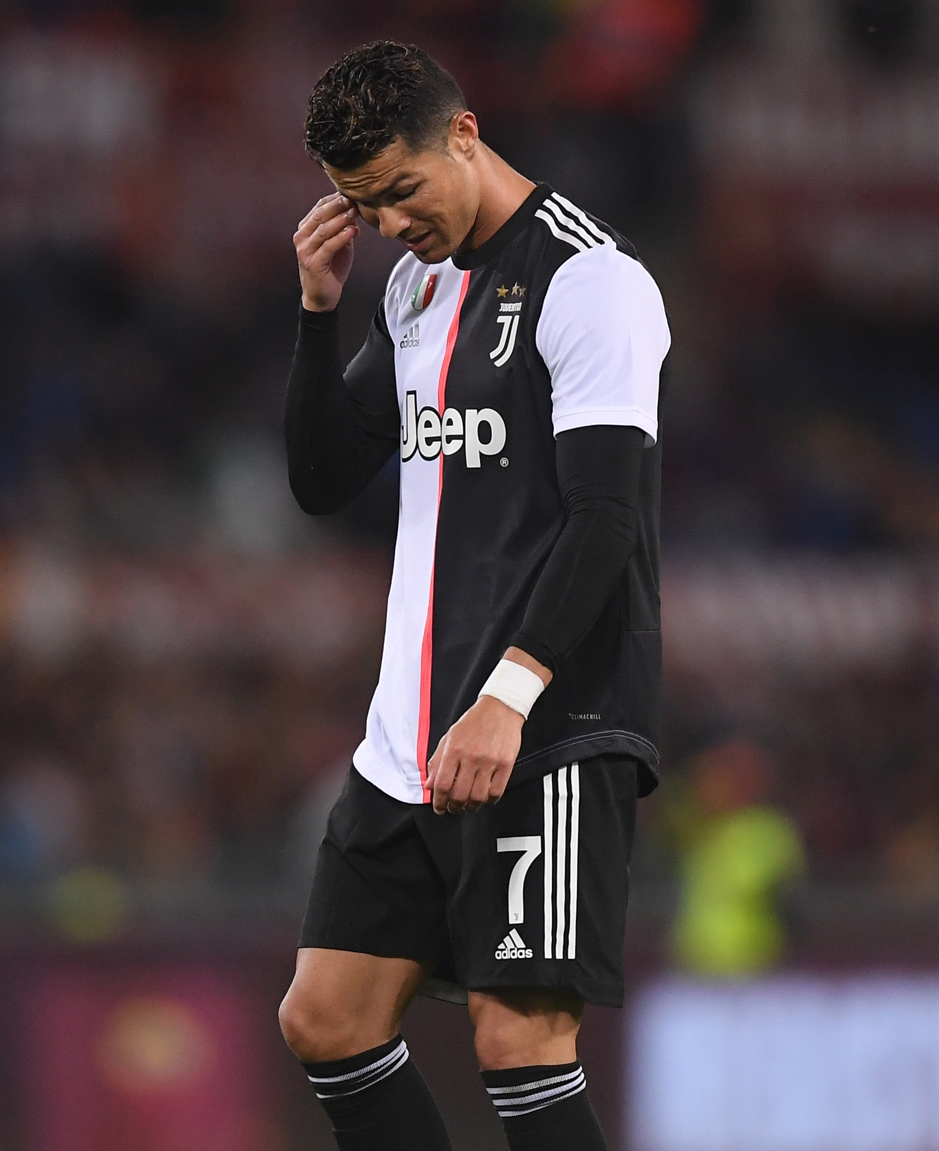 勒伯夫：希望2026世界杯成为C罗的献礼，葡萄牙夺冠并非没有可能（勒伯夫：盼2026年世界杯成为对C罗的致敬之战，葡萄牙并非无缘冠军）