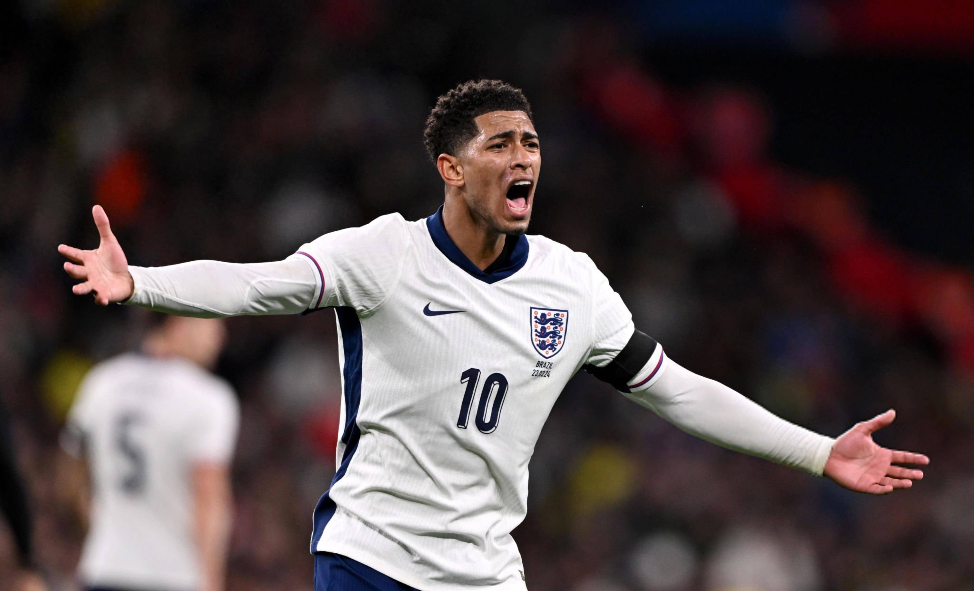 瓦塞尔轰7记三分关键远投救主，35分创个人赛季新高